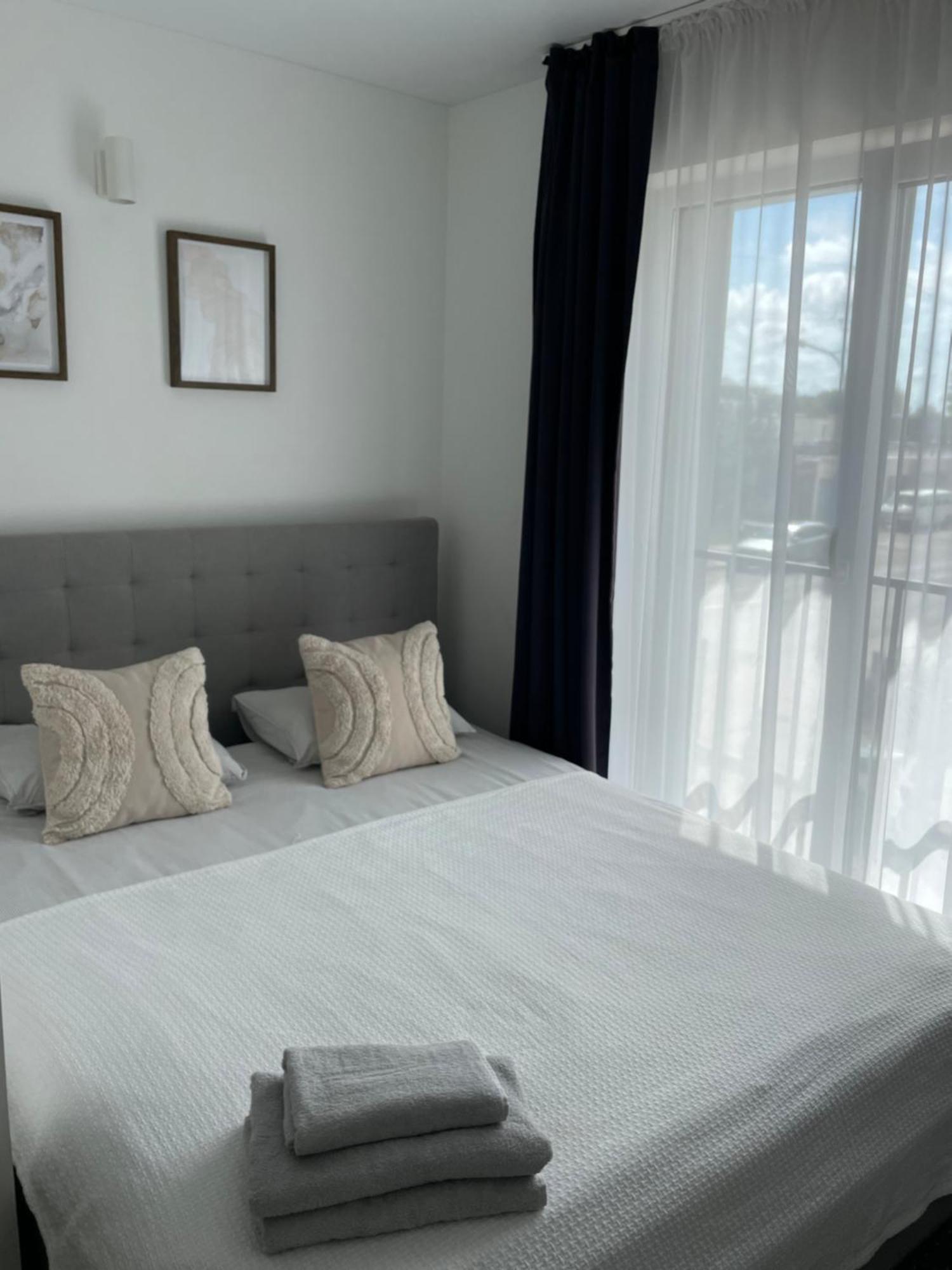 Izabeles Apartamentai Palanga Esterno foto