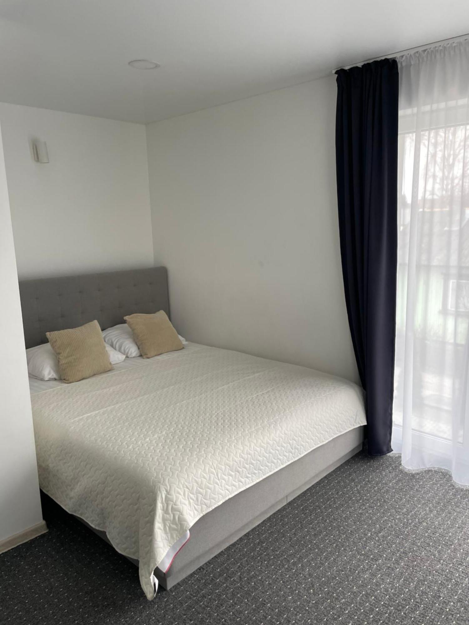 Izabeles Apartamentai Palanga Esterno foto