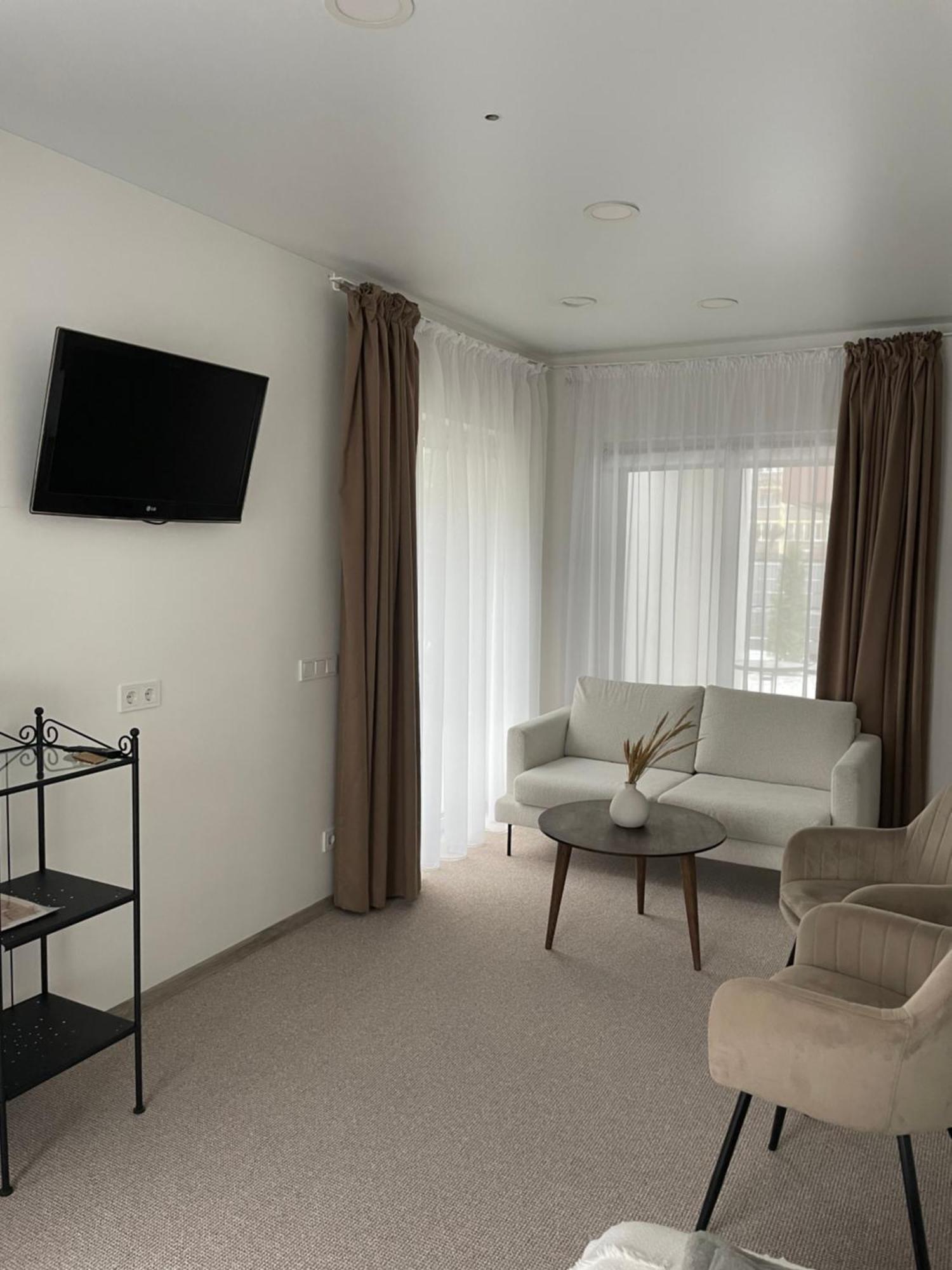 Izabeles Apartamentai Palanga Esterno foto