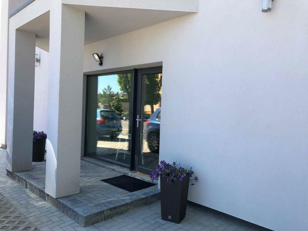 Izabeles Apartamentai Palanga Esterno foto